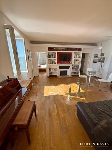 Appartement avec roof top et vue panoramique mer