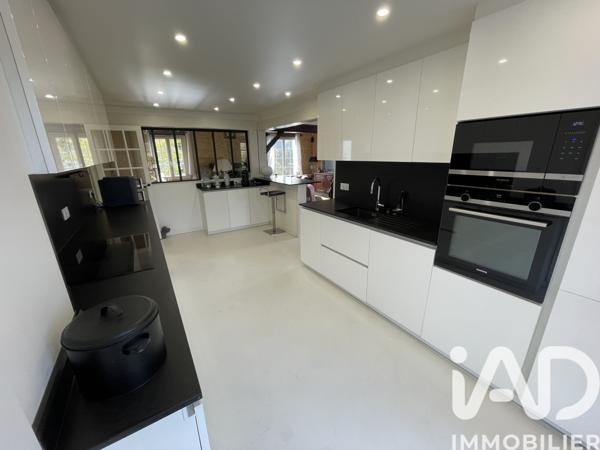 Maison à vendre 6 pièces 200 m² Chaumes-en-Brie