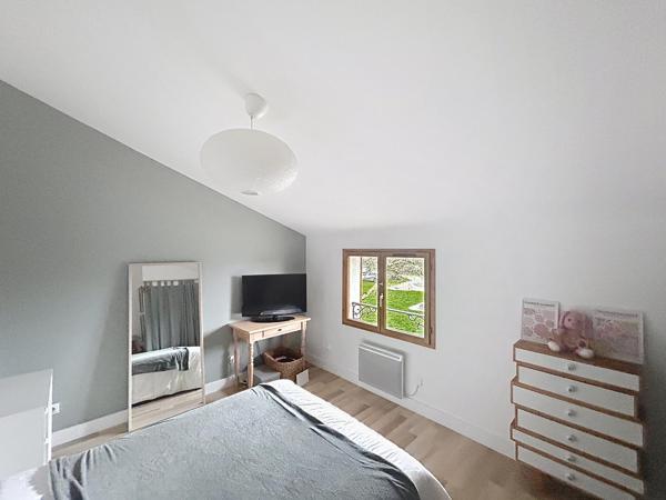Duplex lumineux avec jardin au calme