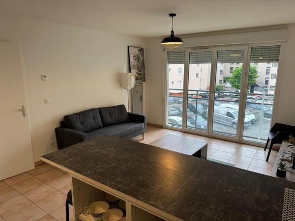 Appartement à louer 2 pièces ANNEMASSE (74)