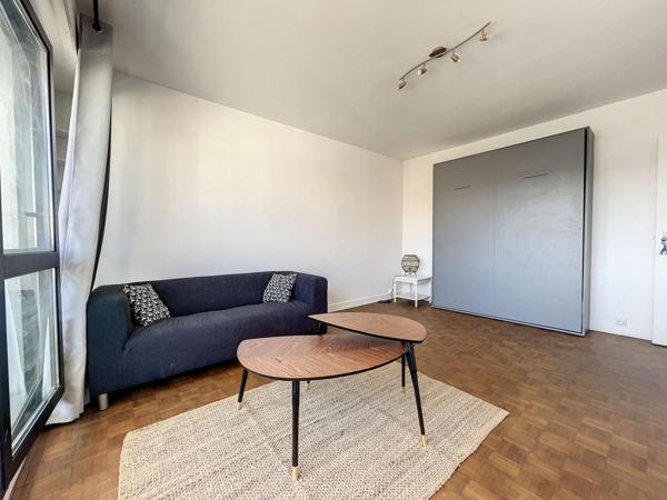 Location Appartement33,5 m² - 1 Pièce - ISSY LES MOULINEAUX (92130)