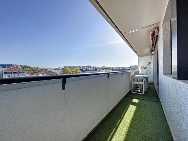 Location Appartement33,5 m² - 1 Pièce - ISSY LES MOULINEAUX (92130)