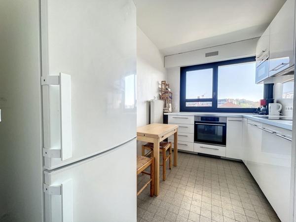 Location Appartement33,5 m² - 1 Pièce - ISSY LES MOULINEAUX (92130)