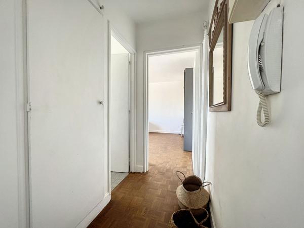 Location Appartement33,5 m² - 1 Pièce - ISSY LES MOULINEAUX (92130)