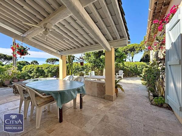 Maison à vendre 4 pièces 123m² Sainte-Maxime (83120)