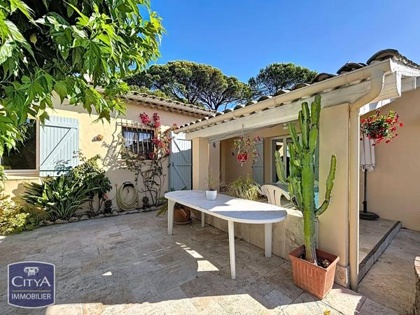 Maison à vendre 4 pièces 123m² Sainte-Maxime (83120)