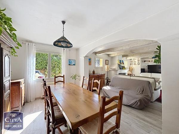 Maison à vendre 4 pièces 123m² Sainte-Maxime (83120)