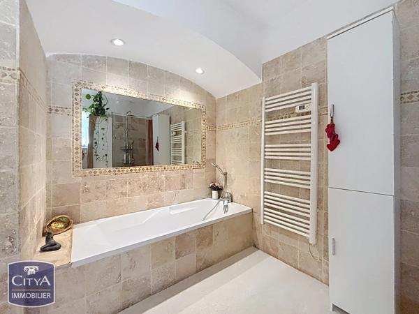 Maison à vendre 4 pièces 123m² Sainte-Maxime (83120)