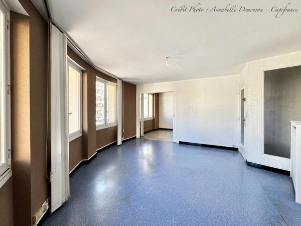 APPARTEMENT T5 A RENOVER – CLERMONT-FERRAND - LES SALINS - TRES BEAU POTENTIEL