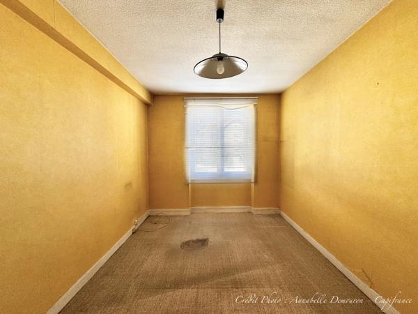 APPARTEMENT T5 A RENOVER – CLERMONT-FERRAND - LES SALINS - TRES BEAU POTENTIEL