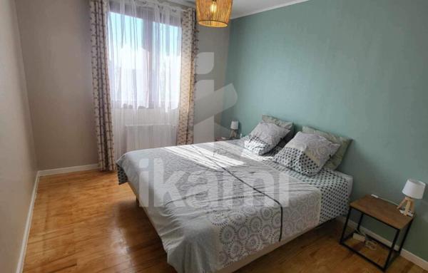 Maison familiale avec 4 chambres et terrain clos