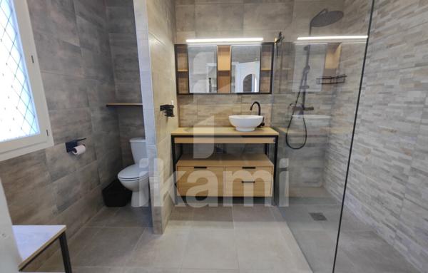 Maison familiale avec 4 chambres et terrain clos