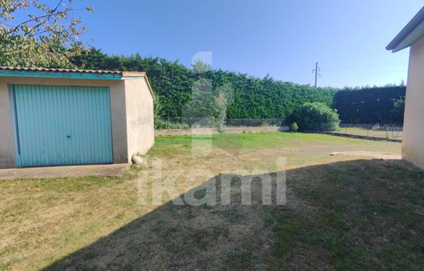 Maison familiale avec 4 chambres et terrain clos