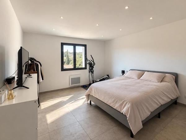 Maison à vendre 830 000 € Lambesc 4 p 110 m² DPE A