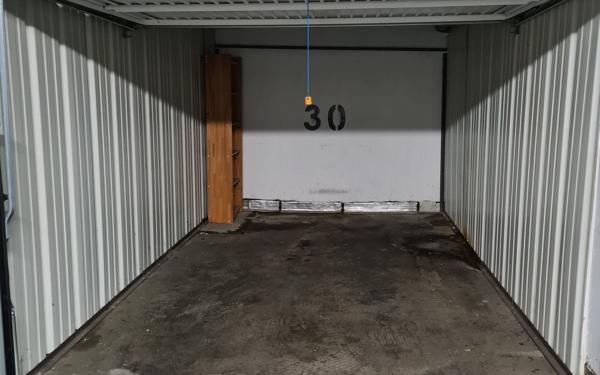 Stationnement à vendre