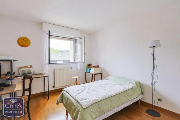 Appartement à vendre 3 pièces 72.3m² Billère (64140)