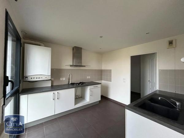 Appartement à louer 3 pièces 110.31m²