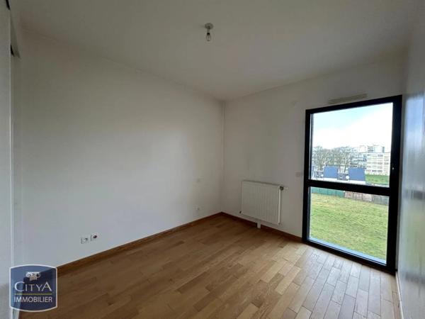 Appartement à louer 3 pièces 110.31m²
