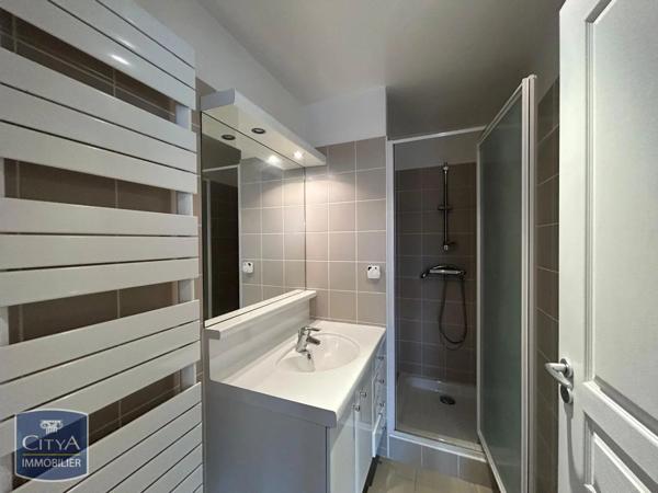 Appartement à louer 3 pièces 110.31m²