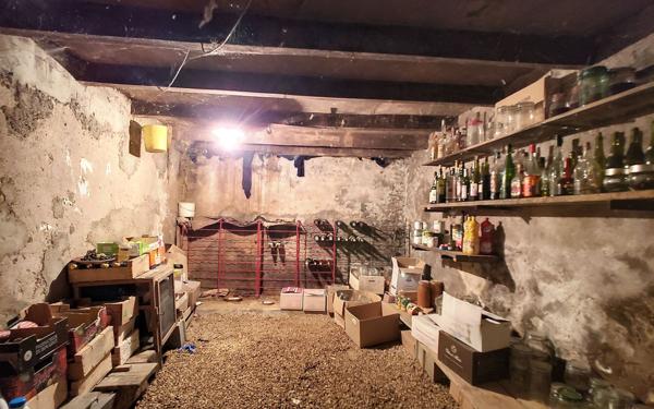 Maison à vendre    2 pièces •  Ruffey-lès-Echirey