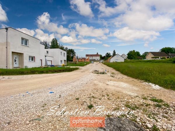🏡 Terrain viabilisé à vendre – Champvans (près de Dole) – Rare, 2 lots restants !