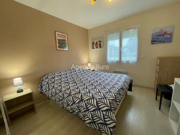 Maison - Proximite oloron-sainte-marie - Réf.:205354 EXCLUSIVITE - TRES BELLE MAISON CONTEMPORAINE DE PLAIN-PIED AVEC JOLIE VUE SUR LES PYRENEES -