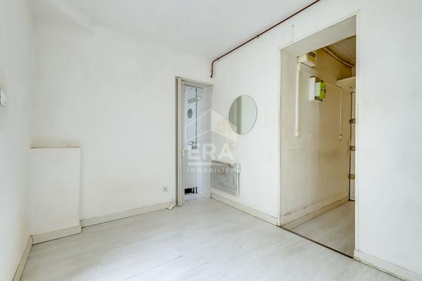 Appartement 1 pièce à vendre - La Fourche, Paris