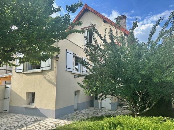 Maison - 5 pièce(s) - 108 m2