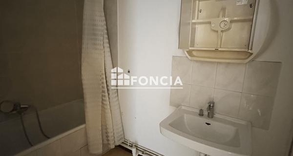 À vendre Appartement 3 pièces 65 m² - Aix-en-provence 13100
