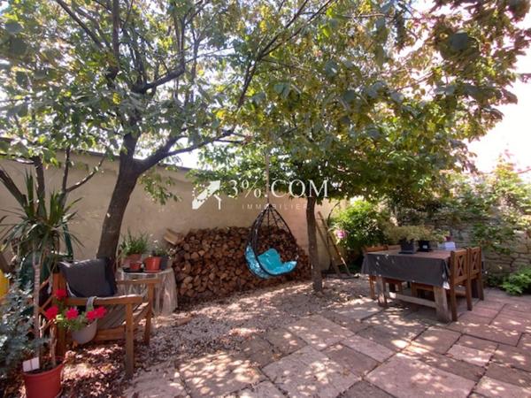 Propriete 12 pièce(s) 8 chambre(s) 460 m²