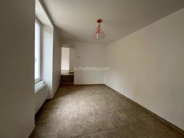 Location Appartement 3 pièces 63 m2 à Volx
