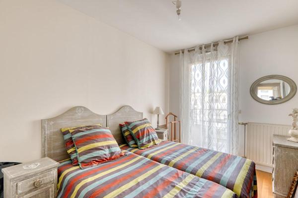 Appartement Lyon 3 pièce(s) 79.55 m2 avec balcons et cave