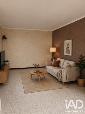 Appartement à vendre 4 pièces 84 m² Nîmes