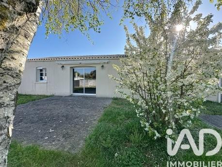 Maison à vendre 6 pièces 124 m² Saint-Jean-de-Liversay