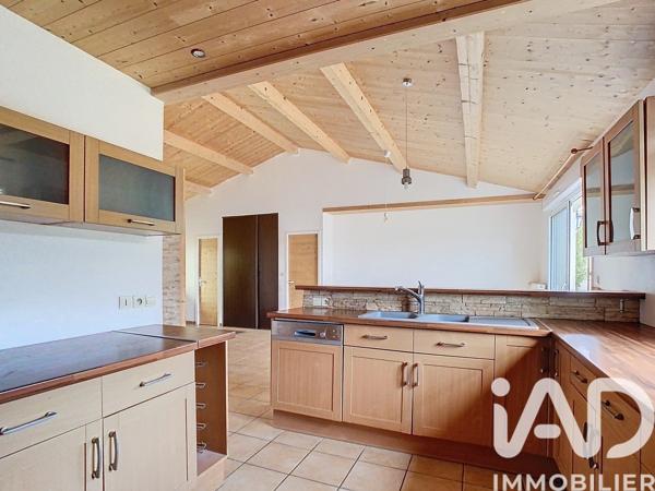 Maison à vendre 6 pièces 124 m² Saint-Jean-de-Liversay