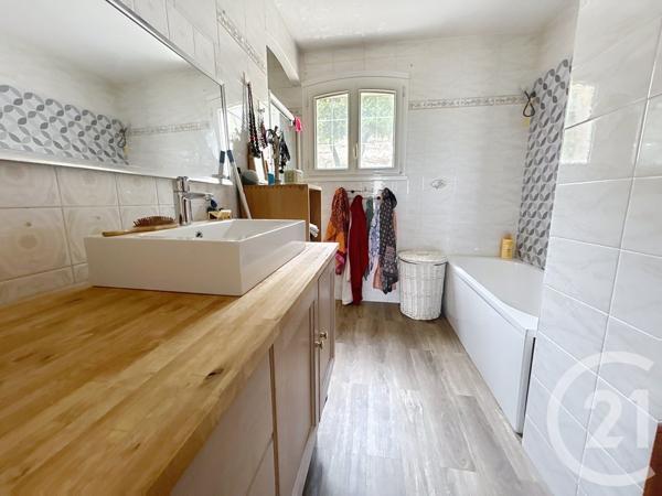 Maison à vendre  4 pièces - 126,27 m2 ST MARTIN DE VALGALGUES - 30