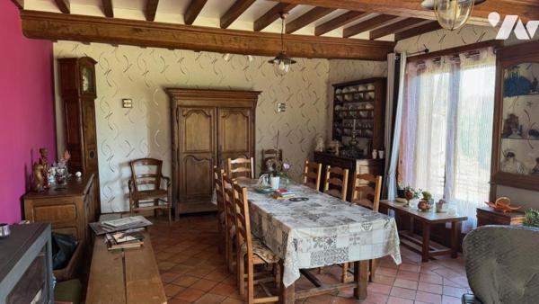 Située à MARIGNY, proche du bourg, maison avec vie de plain-pied 