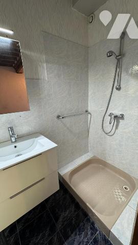 Située à MARIGNY, proche du bourg, maison avec vie de plain-pied 