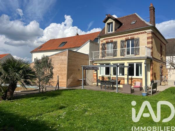 Maison à vendre 9 pièces 172 m² Montévrain