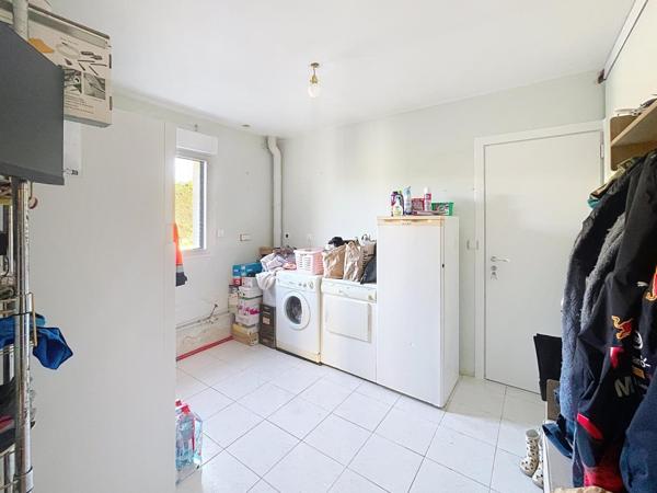 MAISON AVEC VIE DE PLAIN-PIED