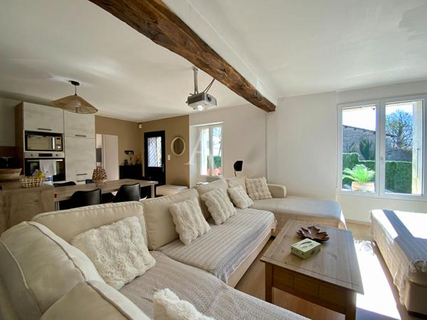 Maison Tugeras Saint Maurice 5 pièce(s) 104 m2