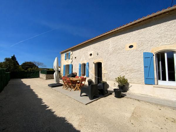 Maison Tugeras Saint Maurice 5 pièce(s) 104 m2