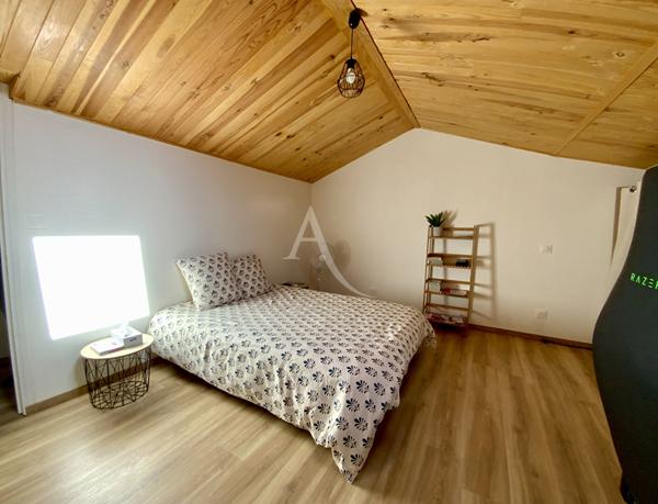 Maison Tugeras Saint Maurice 5 pièce(s) 104 m2