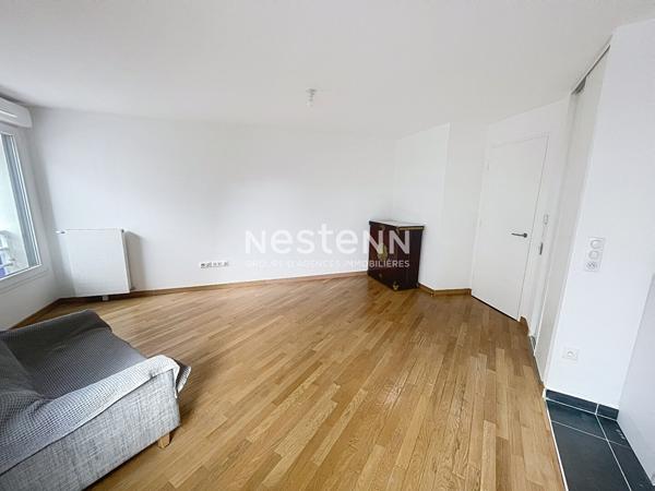 ISSY LES MOULINEAUX - Rue Diderot: Appartement 3 pièces 57m2 metro standing récent