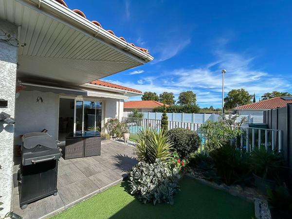 Magnifique villa 4 faces Secteur Catalunya / Garage/ Piscine sur parcelle de 361m2