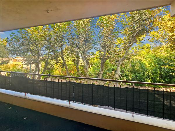 Exclusivité à vendre Appartement T4 de 77 m² avec deux balcons et stationnement 13190 Allauch La Pounche