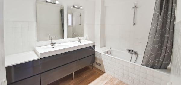 Exclusivité à vendre Appartement T4 de 77 m² avec deux balcons et stationnement 13190 Allauch La Pounche