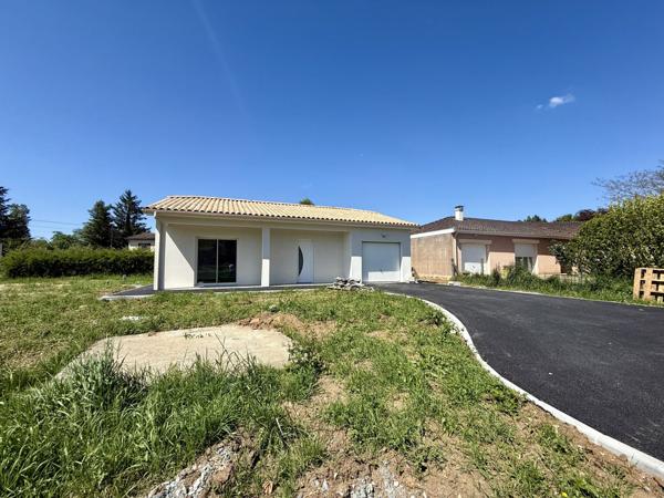 Maison neuve, 3 chambres, garage, terrain