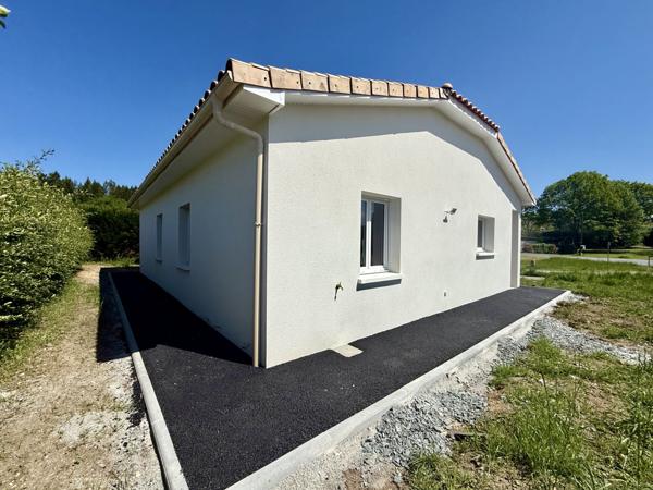 Maison neuve, 3 chambres, garage, terrain