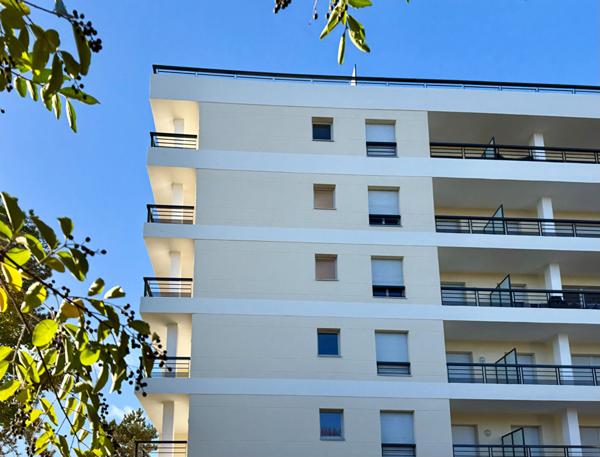 Appartement 3 pièces 76 m² à vendre ? Versailles Montreuil ? Terrasse, balcon, parking, cave